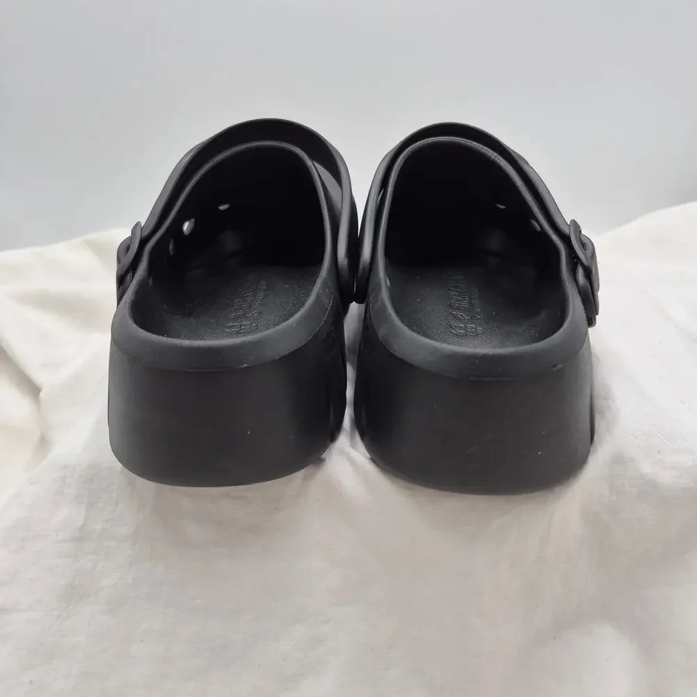 Birkenstock Birki Flow EVA clogs feature a matte black Men's 43 US 10-10.5